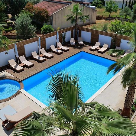 Kuburi Hotel Ksamil Exterior foto